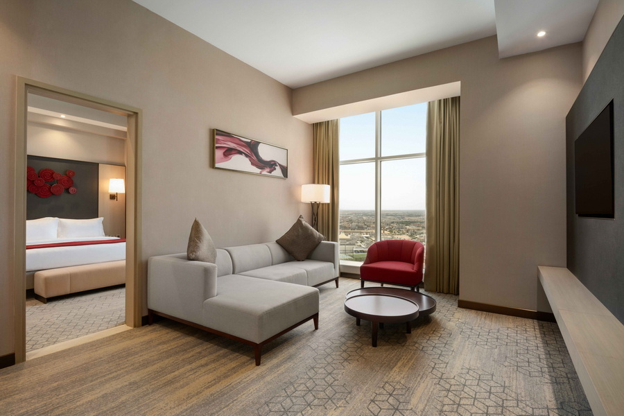 Ramada by Wyndham Riyadh King Fahd Road - Junior Suite - 1573341